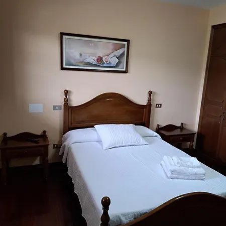 Hostal - Restaurante Casa Cuña-2